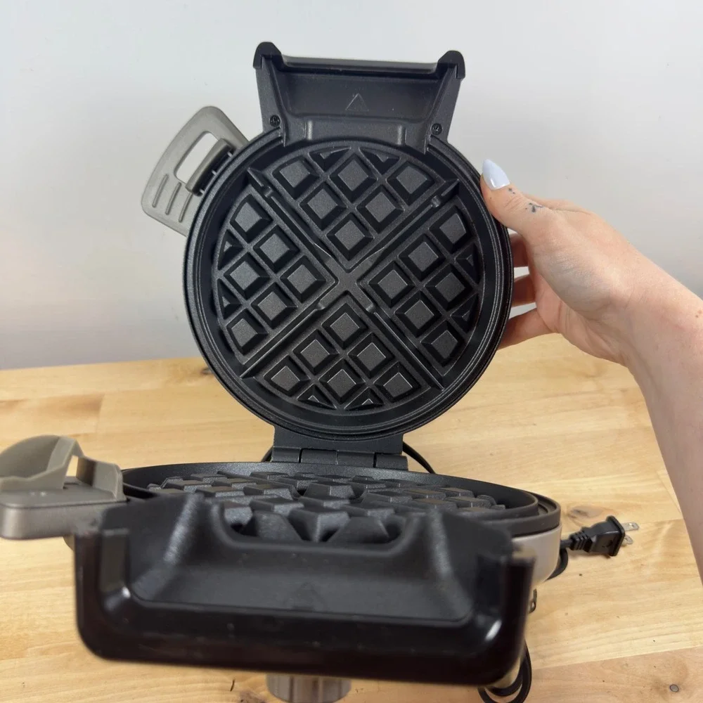 Cuisinart VWM-200PC1 Vertical Belgian Waffle Maker Silver Gray Nonstick
